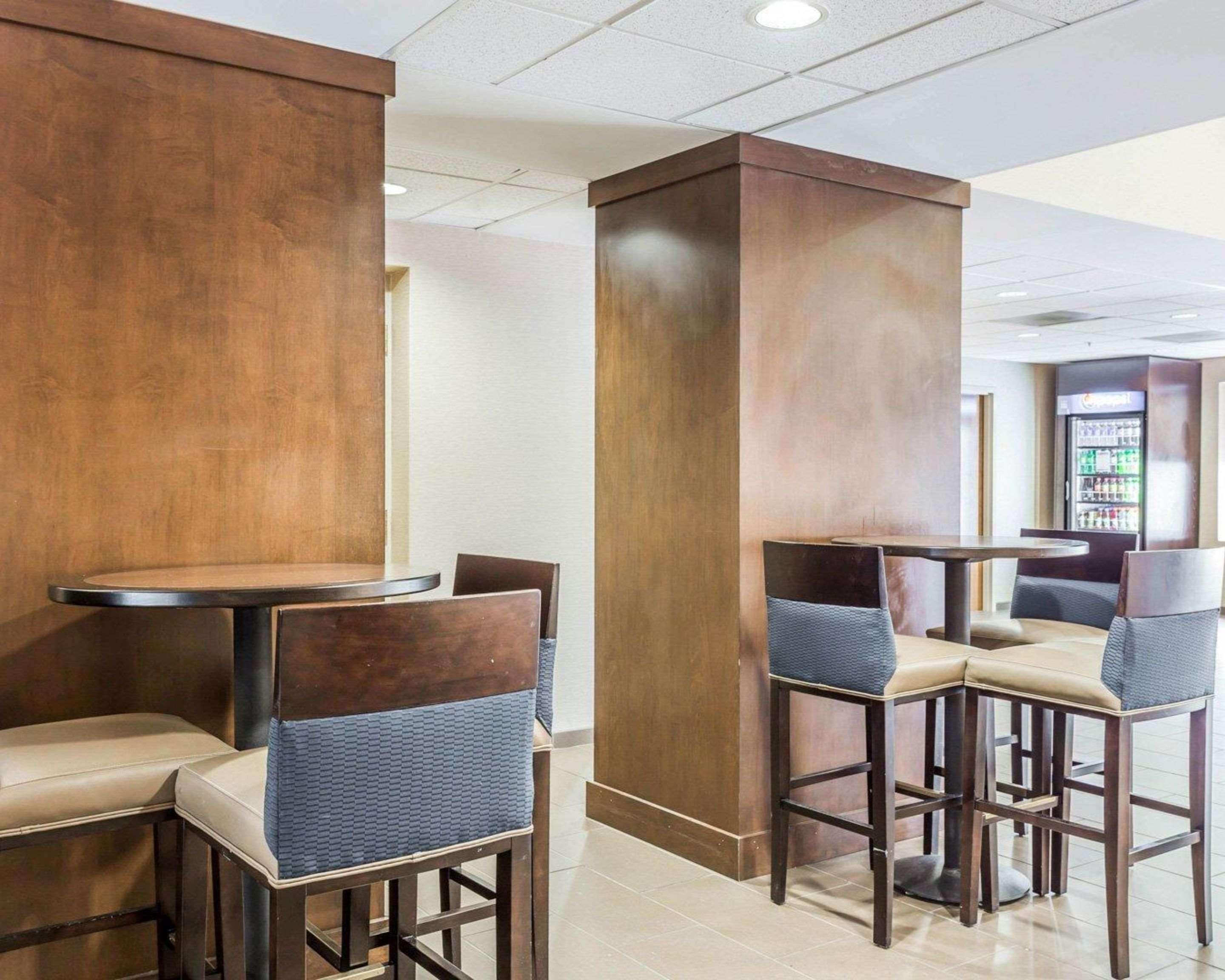 Comfort Suites At Isle Of Palms Connector Mount Pleasant Eksteriør bilde